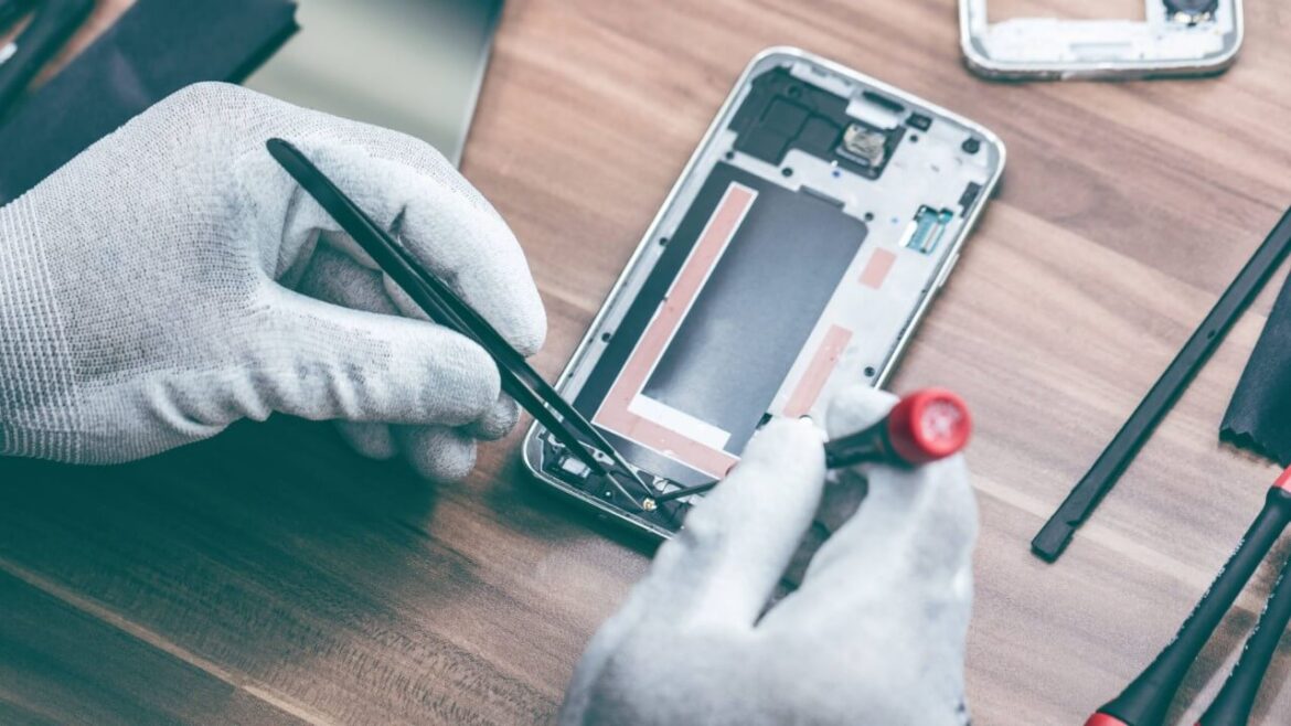 Handy Display Reparatur: Diese 3 Möglichkeiten hast Du