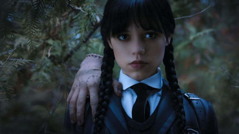 Wednesday Staffel 2: Wednesday Addams mit eiskaltem Händchen